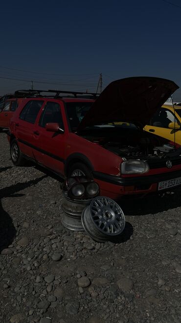 тайота ав: Volkswagen Golf: 1992 г., 1.8 л, Механика, Бензин, Хэтчбэк
