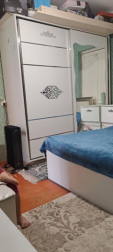 pulsuz ev əsyalari: Yataq otağı dəsti Tərkibi: - İki nəfərlik çarpayı – yumşaq başlıq, ağ — 3