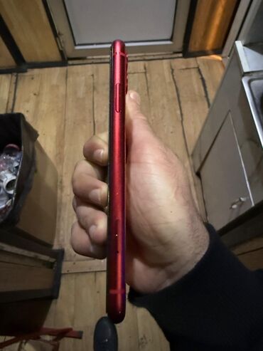 Apple iPhone: IPhone 11, 64 GB, Qırmızı, Face ID — 5