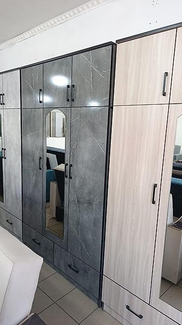 standing mirror: Шкаф-купе/распашной трехсекционный с зеркалом - Тип: распашной шкаф — 1