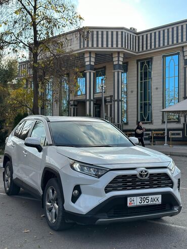 Toyota: Toyota RAV4: 2020 г., 2.5 л, Автомат, Бензин, Кроссовер