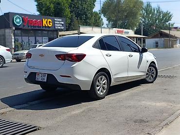 спарк сатуу: Chevrolet Onix: 2022 г., 1 л, Автомат, Бензин, Седан — 5