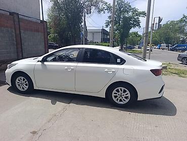 Продажа авто: Kia K3: 2020 г., 1.6 л, Вариатор, Бензин, Седан — 2