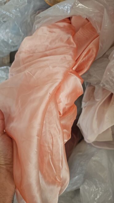 deve yunu yorgan: Məhsul: İpək effektli atlas/parça parçaları Təsvir: - Rənglər