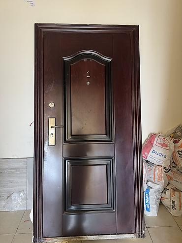 Ev üçün digər mebel: Col qapisi evde temir gedir deye rengine gore satilir bawqa herweyi — 1
