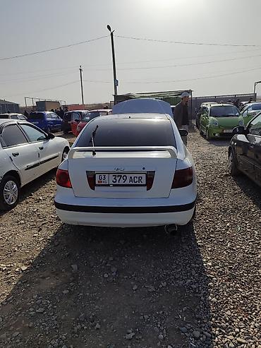 Hyundai: Hyundai Elantra: 2001 г., 1.5 л, Механика, Бензин, Хэтчбэк — 7