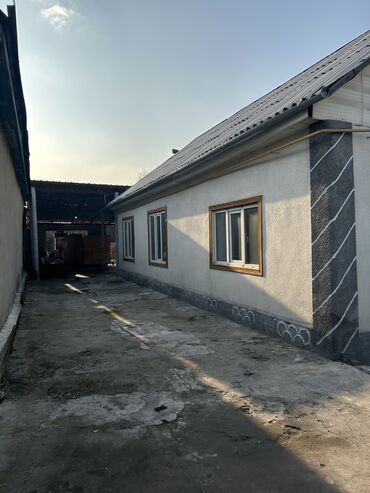 продается дом г бишкек: Дом, 84 м², 3 комнаты, Собственник, Косметический ремонт