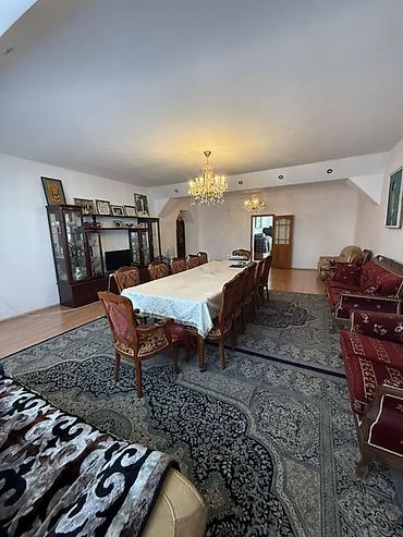 кадырова: 4 комнаты, 200 м², Асанбай мкр Индивидуалка, 4 этаж, Старый ремонт — 5