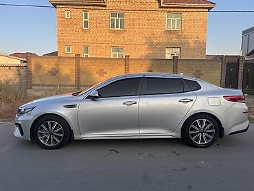 Продажа авто: Kia K5: 2020 г., 2 л, Автомат, Газ, Седан — 2
