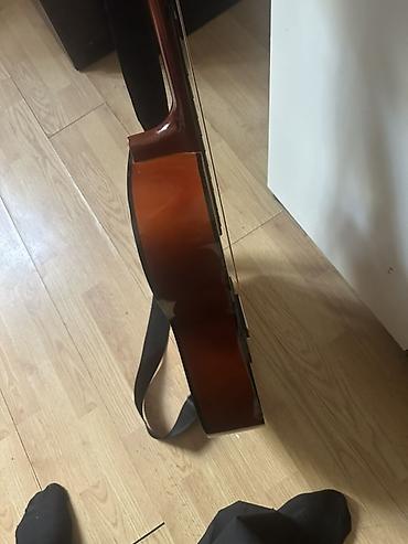 zeng ucun gitara: Klassik akustik gitara – Midex - Brend/model: Midex (etiket “Made in — 3