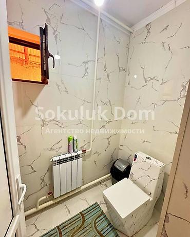 Продажа коттеджей и домов: 🏠Продается дом в с. Сокулук, от трассы 1,5 км. 🟡Комнаты: 7 🟡Участок — 15