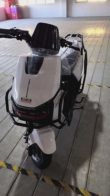 apollo solo: Электроскутер XLT (серия “SCOOTER 6B”) - Современный городский — 3