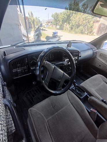 pass: Volkswagen Passat: 1988 г., 1.8 л, Бензин — 4