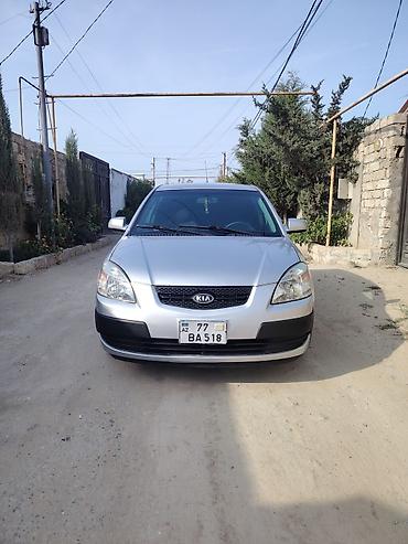belarus traktor lizing: Kia Rio: 1.5 l | 2006 il Hetçbek — 1