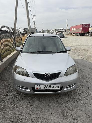 Mazda Demio: 2003 г., 1.3 л, Автомат, Бензин, Хэтчбэк
