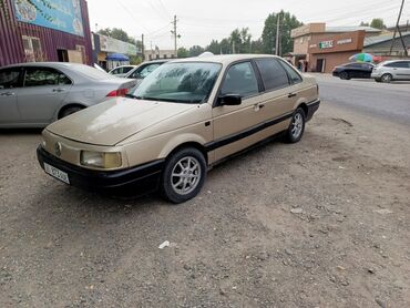 вента фол: Volkswagen Passat: 1990 г., 1.8 л, Механика, Бензин