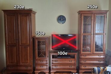 Stilski trpezarijski stolovi: Na prodaju komplet od bukovog masivnog drveta Prodajem kvalitetan — 2