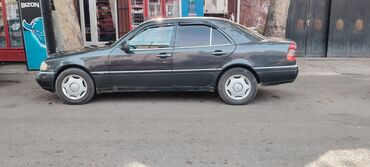 Mercedes-Benz: Mercedes-Benz sedan (W202/C-Class) – be mühərrikli Xüsusiyyətlər: - — 10