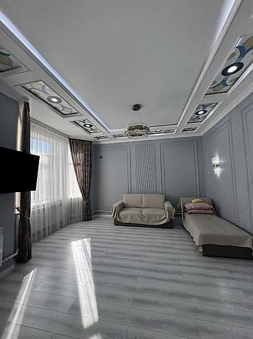 Продажа коттеджей и домов: 6 комнат и более, 270 м², 5 соток, Бишкек, Собственник — 17