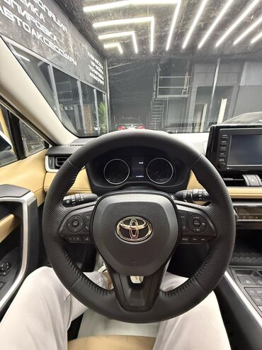 Toyota: Toyota RAV4: 2021 г., 2.5 л, Автомат, Бензиновая, Кроссовер — 14