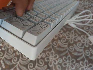 компьютер на запчасти: Kompakt ölçülü, naqilli mexaniki klaviatura - Rəng: ağ - Naqil: USB — 3