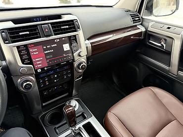 Toyota: Toyota 4Runner: 2020 г., 4 л, Автомат, Бензин, Внедорожник — 15