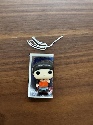 stranger things kinder: Stranger Things temalı mini fiqur asqısı - Brend üslubunda çibi/mini — 1