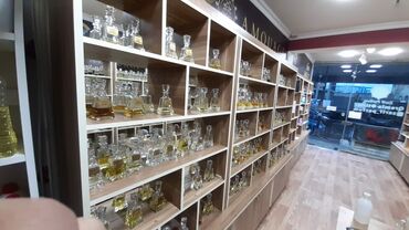 Stend vitrinləri: Stend vitrinləri — 2