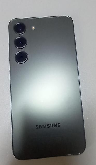 fiat doblo maxi: Samsung Galaxy S23 — 3