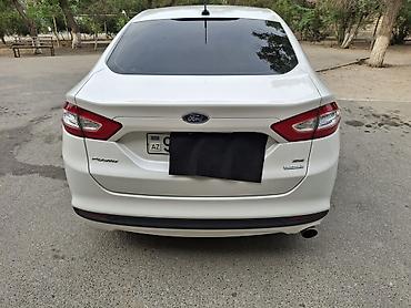 Ford: Ağ rəngdə Ford Fusion sedanı. Bu avtomobilin salonda rahat -da lalafo.az — 11 Ford: Ağ rəngdə Ford Fusion sedanı. Bu avtomobilin salonda rahat — 11