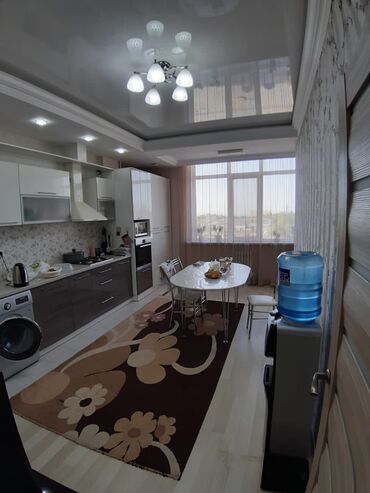 3 к квартира в Кыргызстан | Продажа квартир: 2 комнаты, 90 м², Элитка, 3 этаж, Свежий ремонт, Центральное отопление