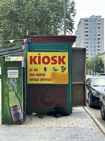 kiosk satici: Kiosk reklami. Ölçüsü: 1.70-1.50 İsiqlidi. Gecə görünüşü superdir 2 — 1