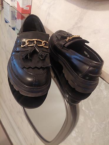 xəz mokasinlər: Neslikan Canpolat markalı qadın loaferləri - Model: Tasselli, zəncir — 1