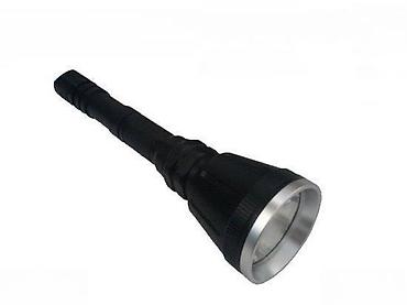 tri devojcice u igri: Lovačke lampe ZOOM sa taktickim prekidačem P50 Najbolja P50 — 5
