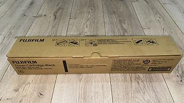 Продам оригинальный тонер-картридж FUJIFILM Black (черный). Подходит
