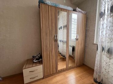 Uzunmüddətli kirayə mənzillər: 4 QİZ OTAQ YOLDASİ AXTARİLİR KOD 80 12 QİYMƏT 150 AZN . /. Metro - 20 -da lalafo.az — 8 Uzunmüddətli kirayə mənzillər: 4 QİZ OTAQ YOLDASİ AXTARİLİR KOD 80 12 QİYMƏT 150 AZN . /. Metro - 20 — 8