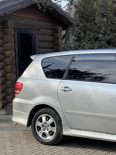 Toyota: Toyota Ipsum: 2003 г., 2.4 л, Автомат, Бензин, Минивэн — 5