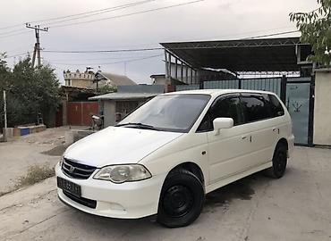 step wgn: Honda : 2001 г., 2.3 л, Автомат, Бензин, Седан — 3