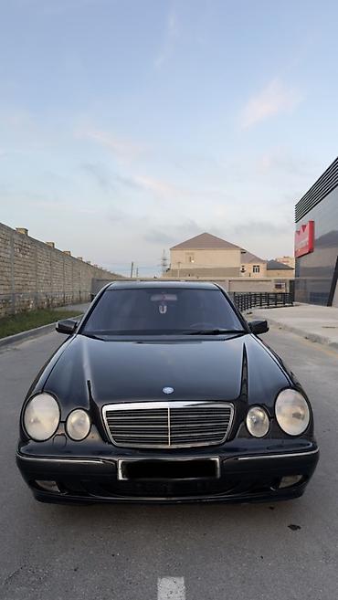s klass guzgu: Mercedes-Benz E 220: 2.2 l | 2000 il Sedan — 1