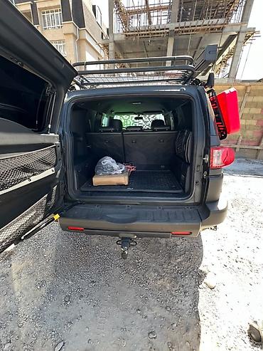 пикап спорт: Toyota FJ Cruiser: 2006 г., Внедорожник — 9
