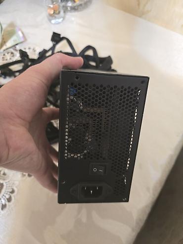 Qida blokları: Qida bloku Corsair, 750 W, İşlənmiş — 4