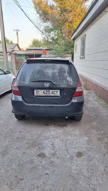 Honda: Honda Fit: 2002 г., 1.5 л, Вариатор, Бензин, Хэтчбэк