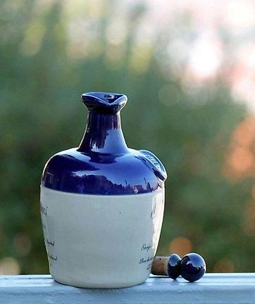 Stare vaze i dekor: Ballantines Decanter 1960s dobro poznati brend KOBALT. RETKO. Prazna — 1