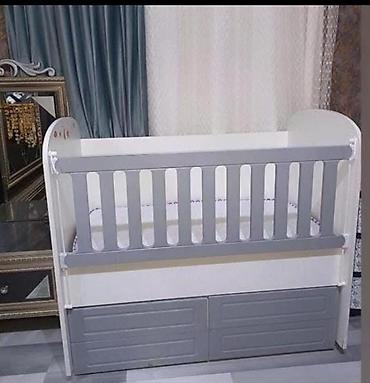 rawotka: Uşaq beşiyi – boz/ağ rəng kombinasiya - Yanları barmaqlı, təhlükəsiz — 1
