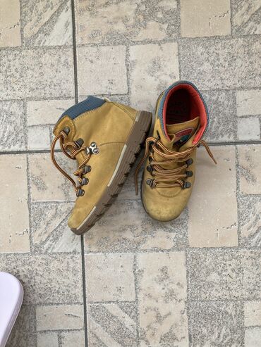 Gležnjače: Gležnjače, Veličina - 30 — 6