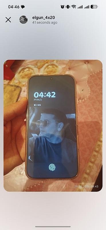 pişik şəkilləri çəkmək: Məhsul: Smartfon (ekran içi barmaq izi oxuyuculu) Xüsusiyyətlər: - Ön — 1