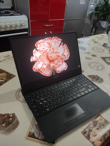 кронштейн для ноутбука: Ноутбук, Lenovo, 8 ГБ ОЗУ, 15.6 ", Игровой, память SSD