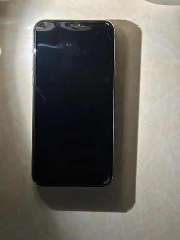 Apple iPhone: IPhone 11 Pro, Б/у, 64 ГБ, Серебристый, Зарядное устройство, Защитное стекло, Кабель, 71 % — 9