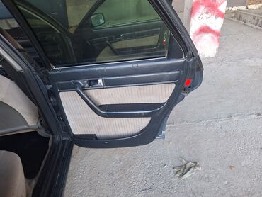 Audi: Audi 100: 1991 г., Седан — 11