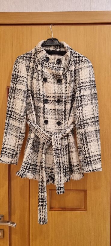 женское пальто: Пальто Zara, M (EU 38)